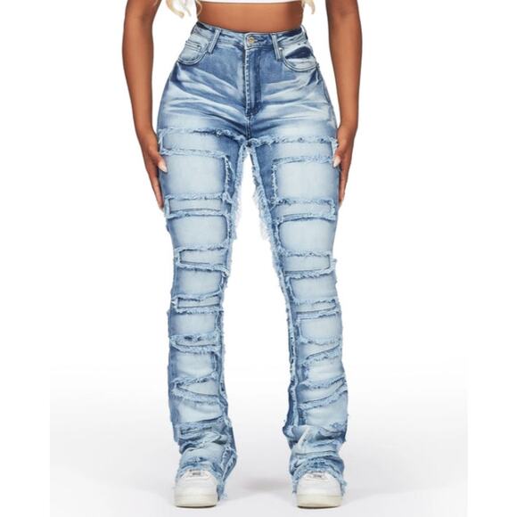 New Rockstar Original Women's Zariyah Stacked Flare Jeans, Size Large - Picture 1 of 4